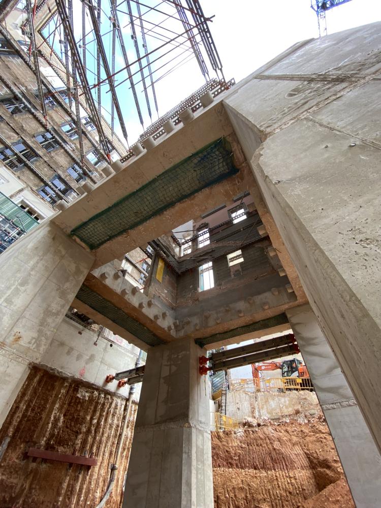 Volum prismàtic apeuat